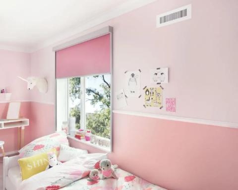 Kinderzimmer mit Brillux Wandfarbe rosa