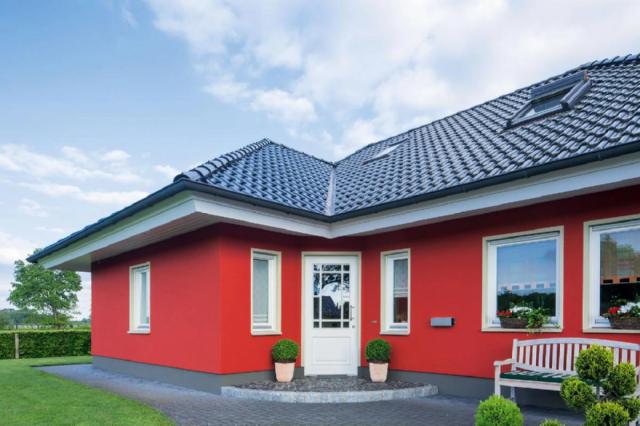 Fassadenanstrich rot